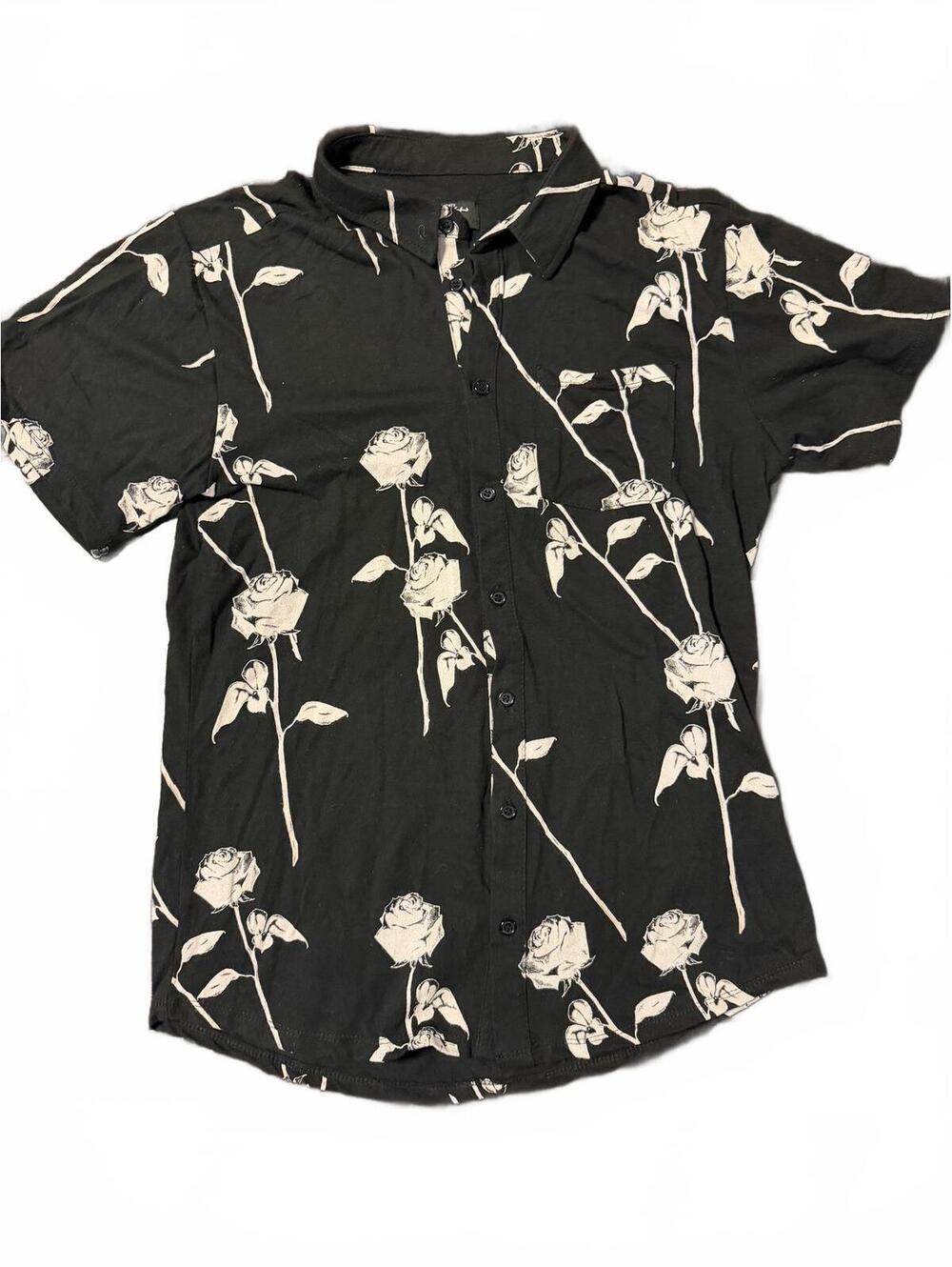 Eighty Eight Boys Size 16 Black Rose Floral Button Up Shirt Short Sleeve